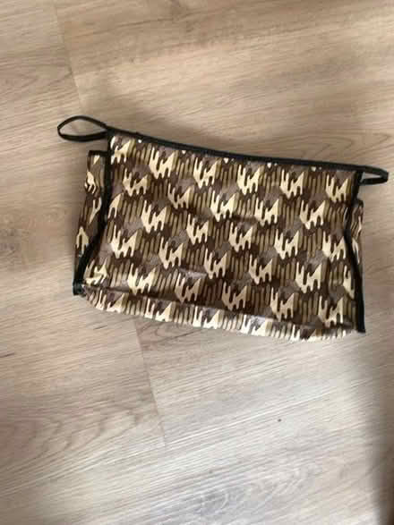 Photo of free Toiletry bag (Clapham MK41) #1