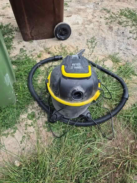 Photo of free Wet and dry vacuum (Cheltenham) #2