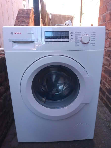 Photo of free Bosch Vario Perfect Washing Machine (Southport PR9) #4