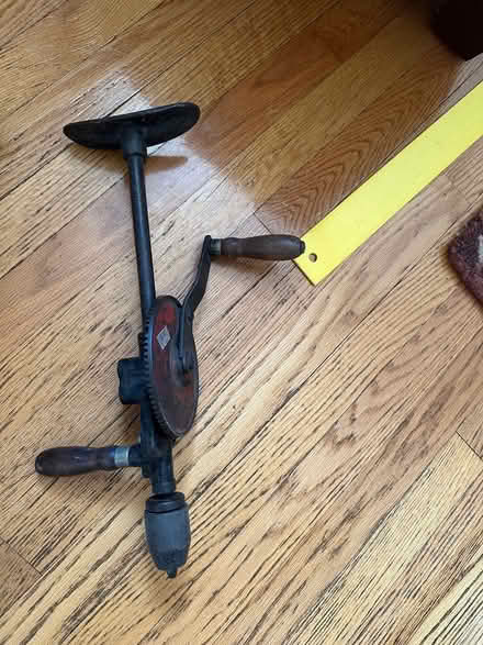Photo of free Dewalt Air gun and Hand drill (Charlottesville) #2