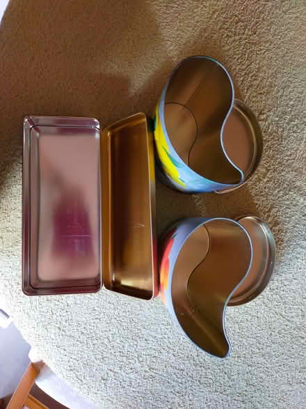 Photo of free Biscuit tins (Putney SW15) #2