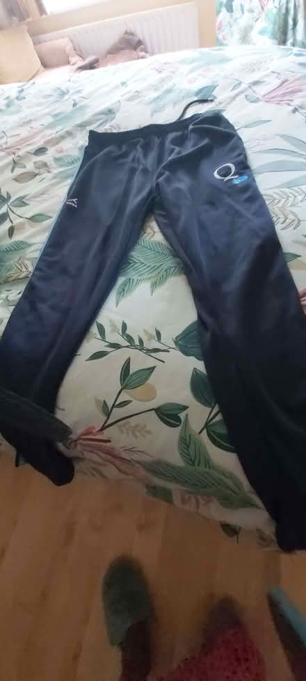 Photo of free p.e. track/jogging bottoms (Moseley B13) #1