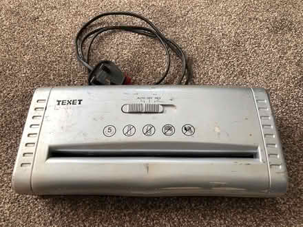 Photo of free Texet shredder (By Oakleigh Prk BR Station EN4) #1