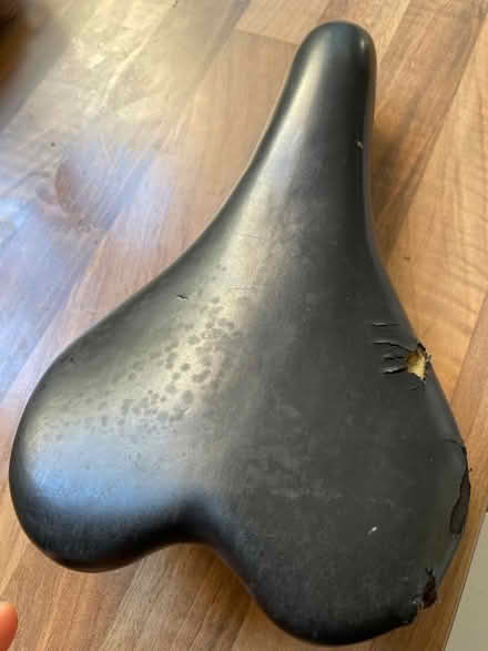 Photo of free Bike seat, black (East Oxford OX4) #3