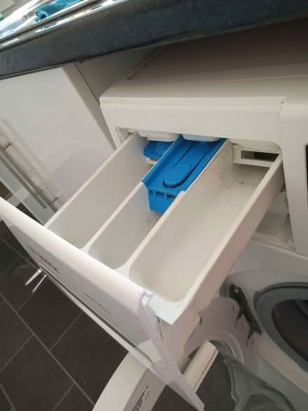 Photo of free Bosch Vario Perfect Washing Machine (Southport PR9) #3