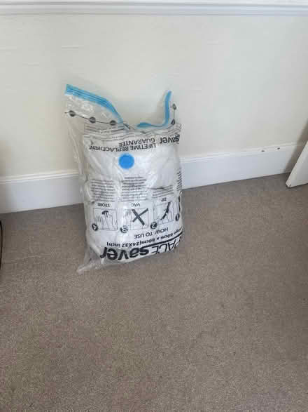 Photo of free 1,5 person duvet (Chiswick) #1