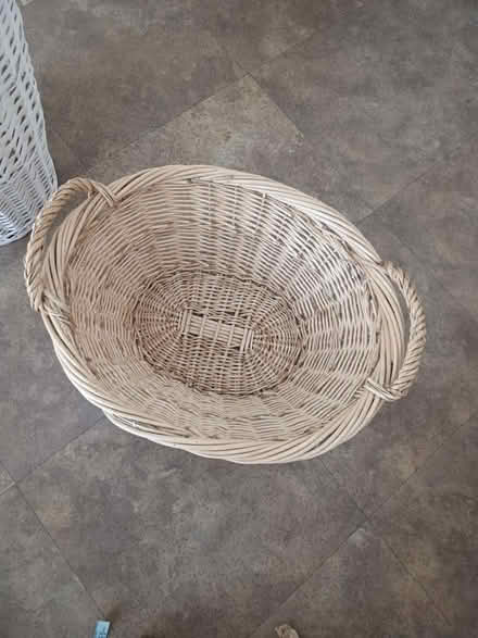 Photo of free Large basket (Hoddesdon) #2