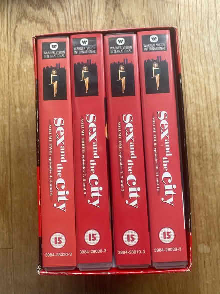 Photo of free VHS Sex and the City - complete series 1 (Moulsham CM2) #3