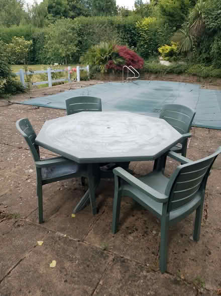 Photo of free Garden table and 4 chairs. (Kit's Coty ME20) #1