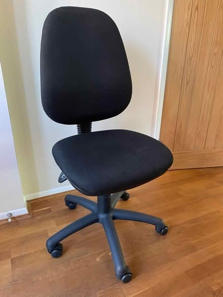 Photo of free Desk chair (Brickhill, Bedford) #1