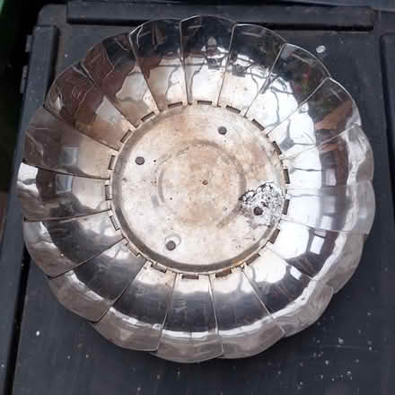 Photo of free Collapsible portable fire bowl (Windlesham (GU20)) #2