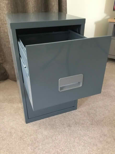 Photo of free 2-drawer Filing Cabinet (Moulsham CM2) #3