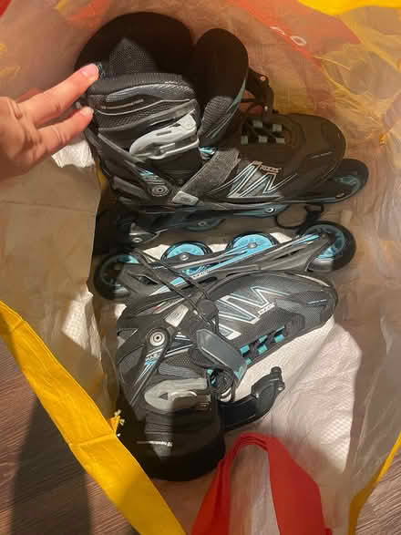 Photo of free Roller blades almost new size 5 UK (Lambeth SE1) #1
