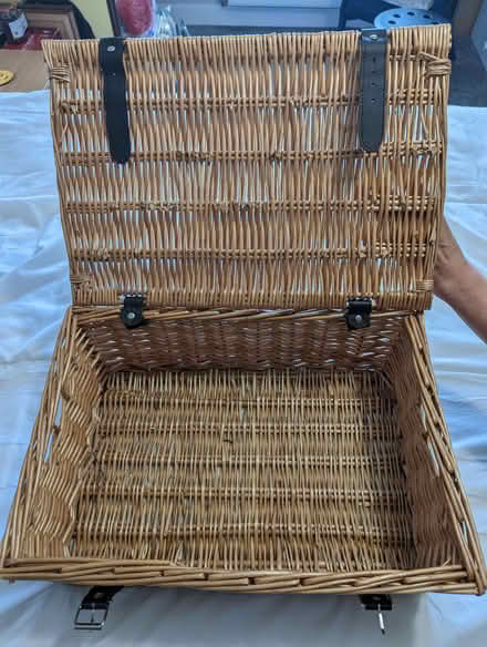 Photo of free Wicker basket as new. (Loversall DN4) #1