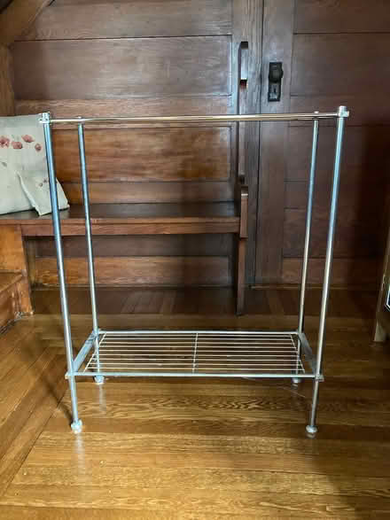 Photo of free Towel rack (Yonkers near Bronxville) #2
