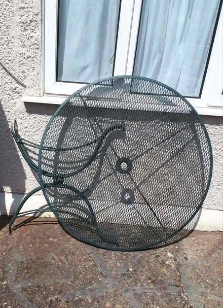 Photo of free metal garden table - upcycle project (Barnes SW13) #2