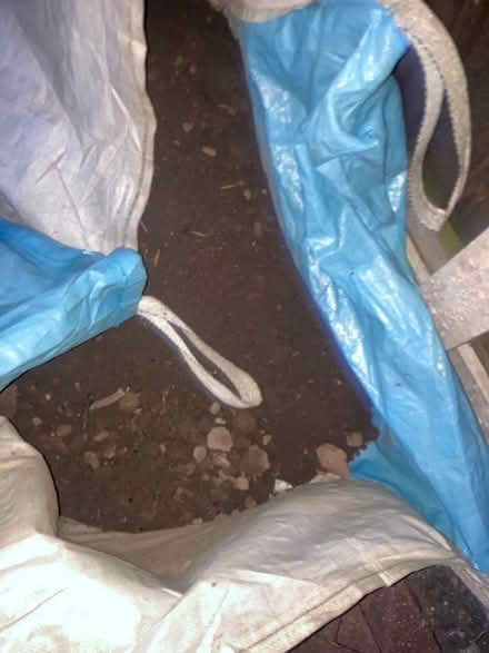 Photo of free 1/4 tunnell o bridd/ 1/4 ton of soil (Morfa Rhyd LL30) #1