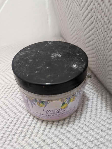 Photo of free Purifying body scrub (Alexandra Palace N22) #1