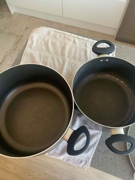 Photo of free Deep saucepans 1 x deep frying pan (CT5) #4