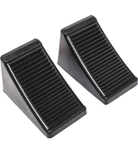 Photo of Wheel Chocks (Smiths Estate OX28) #1