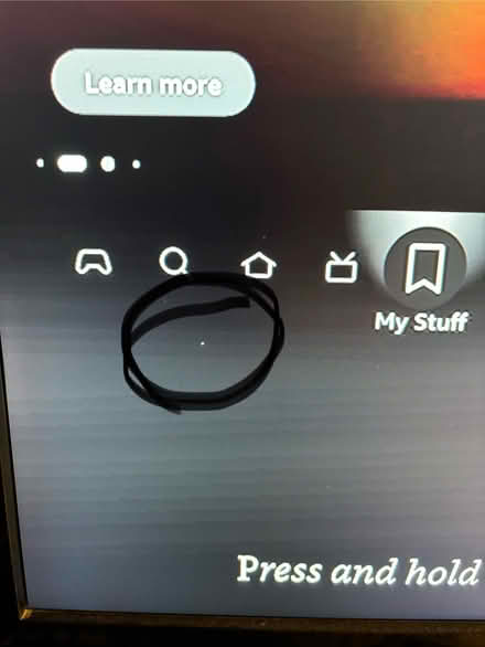 Photo of free Samsung 32 inch TV. NOT SMART (Ravenscourt Park W6) #3