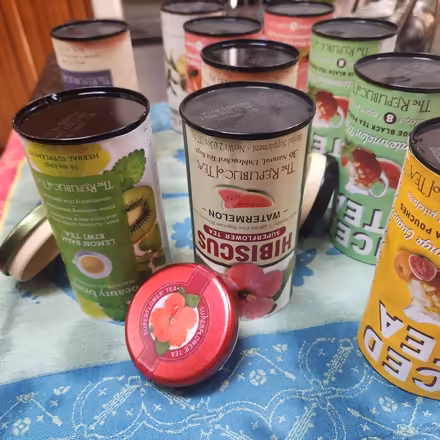 Photo of free Republic of Tea tins (University/Orchard) #1