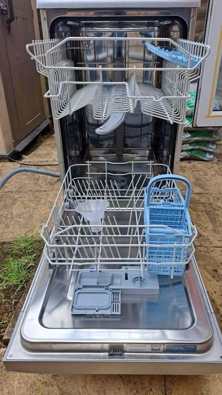 Photo of free Slimline dishwasher. Portway area. (Frome BA11) #3