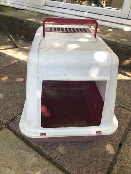 Photo of free Cat litter tray (Hangleton BN3) #1
