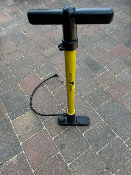 Photo of free Bicycle Floor Pump (Welwyn AL6) #2