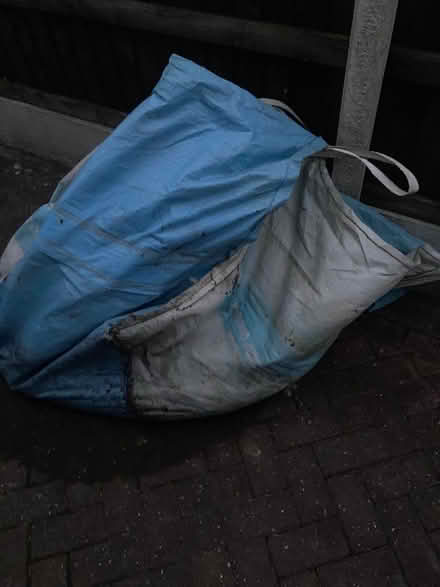 Photo of free 1/4 tunnell o bridd/ 1/4 ton of soil (Morfa Rhyd LL30) #2