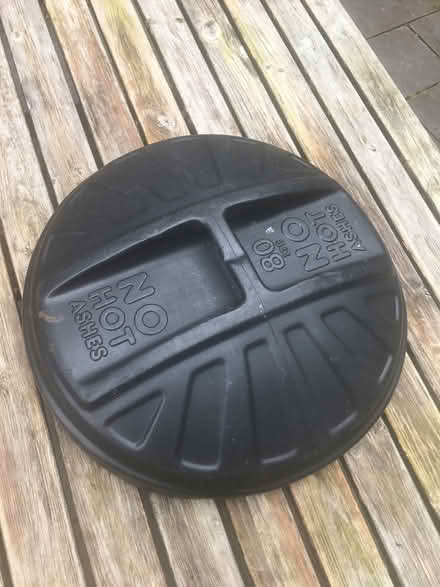 Photo of free Plastic Dustbin Lid for 80Ltr Bin (Torquay) #1