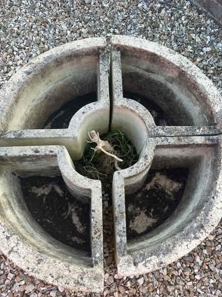 Photo of free Plant pots (BS14) #2