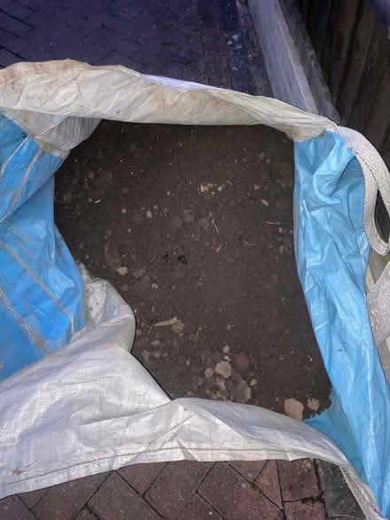 Photo of free 1/4 tunnell o bridd/ 1/4 ton of soil (Morfa Rhyd LL30) #4