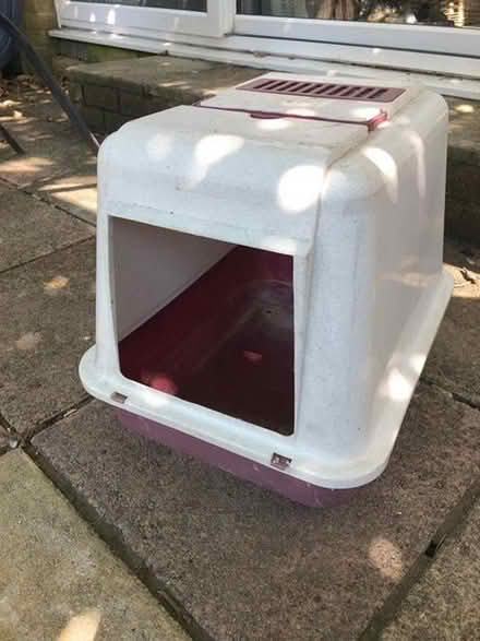 Photo of free Cat litter tray (Hangleton BN3) #2