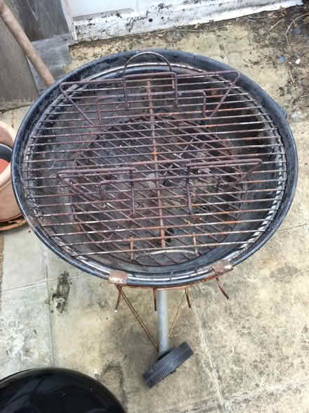 Photo of free Small barbecue (Tadmarton) #2
