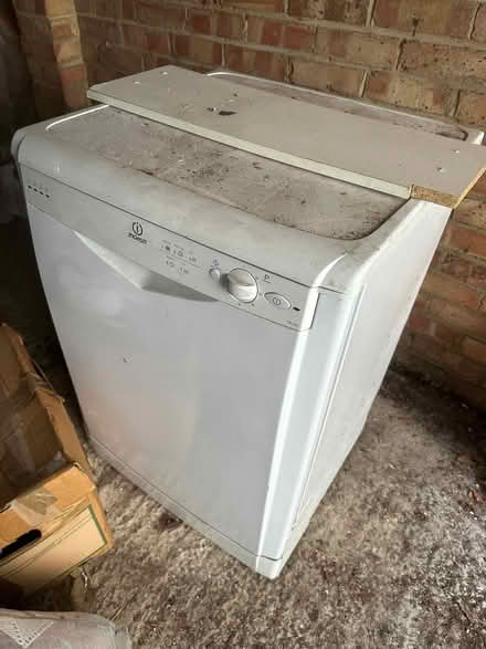 Photo of free Freestanding dishwasher (Barons Court W14) #1
