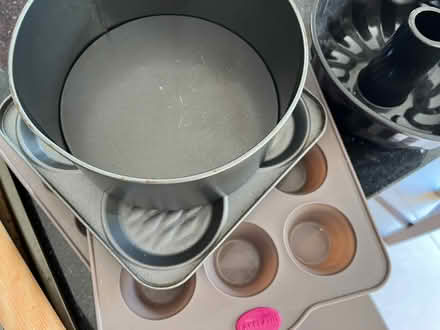 Photo of free Baking tins & trays (Knowle B93) #1