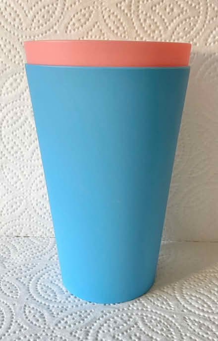 Photo of free 2 x beakers - new/unused (Tunbridge Wells N. TN1) #1