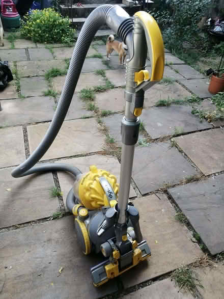 Photo of free Dyson vacuum cleaner (Melbourne CM1) #2