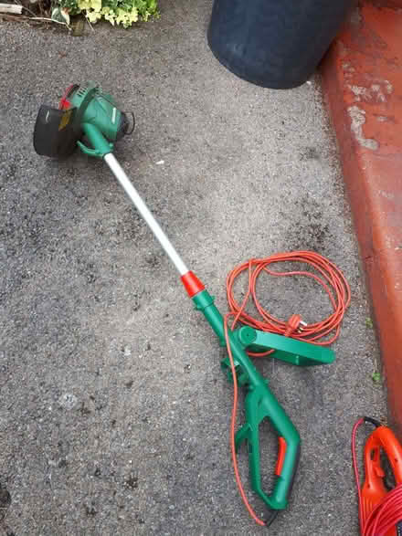Photo of free qualcast strimmer (Barnes SW13) #1