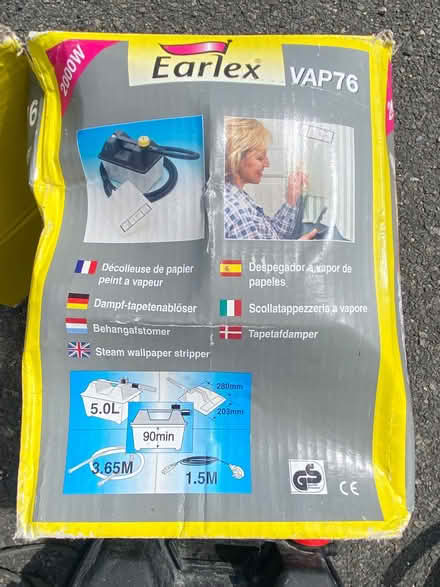 Photo of free wallpaper stripper kit (Cade Street TN21) #1