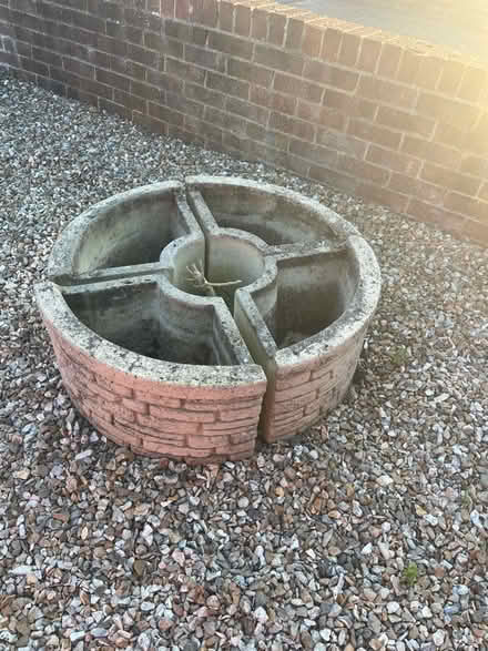 Photo of free Plant pots (BS14) #1