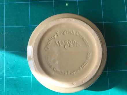Photo of free Rabbit food/water bowl (SE10 near Deptford Bridge DLR) #3