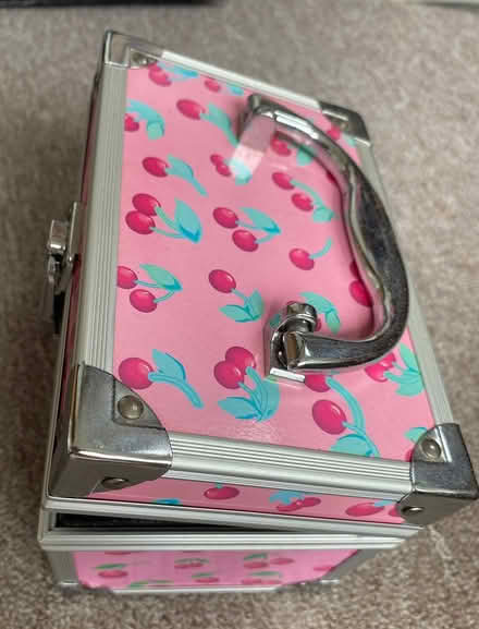 Photo of free Small Jewelry Box (Medford-Fulton Heights) #2