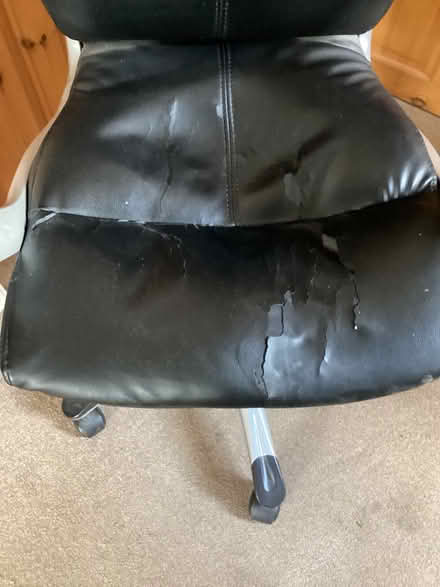 Photo of free Office chair (Shepshed LE12) #3