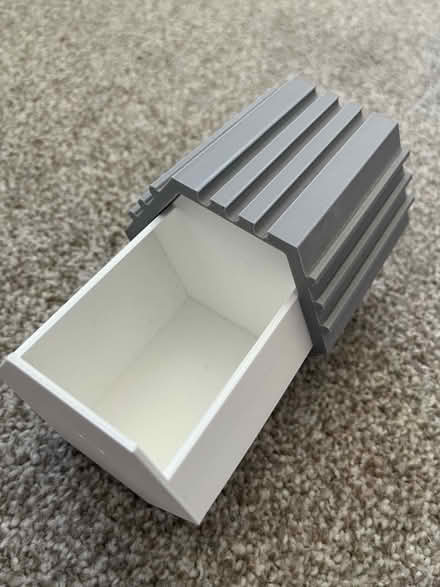 Photo of free 3D printed storage (Fulbourn) #4