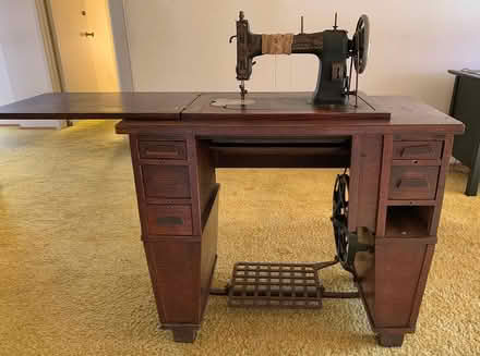 Photo of free Antique Treadle Sewing Machine (San Fran-Midtown Terrace) #2