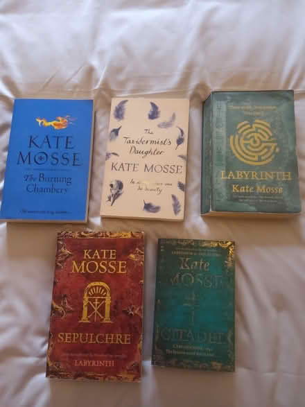 Photo of free Kate Mosse Books (Woolston WA1) #1