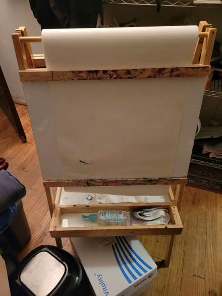 Photo of free Easel-Whiteboard/Chalkboard/Paper (Silver Spring) #1