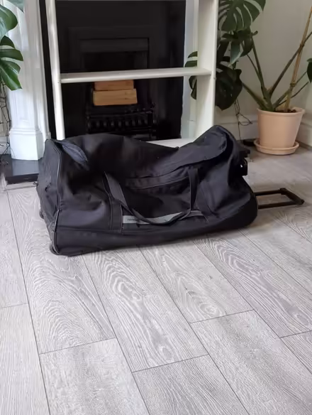 Photo of free Soft holdall suitcase (L17) #1